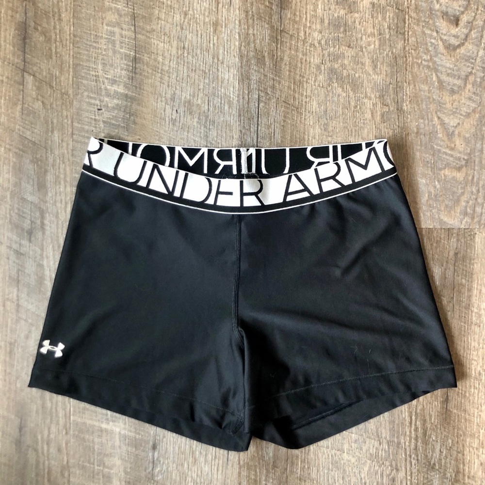 Under armour spandex shorts